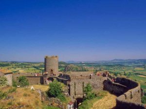 Tour et vestiges de la forteresse de Polignac, Haute-Loire, Auvergne